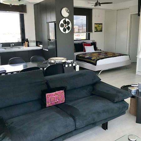 Stylish Penthouse With Acropolis And 360 View Apartment Атина Екстериор снимка