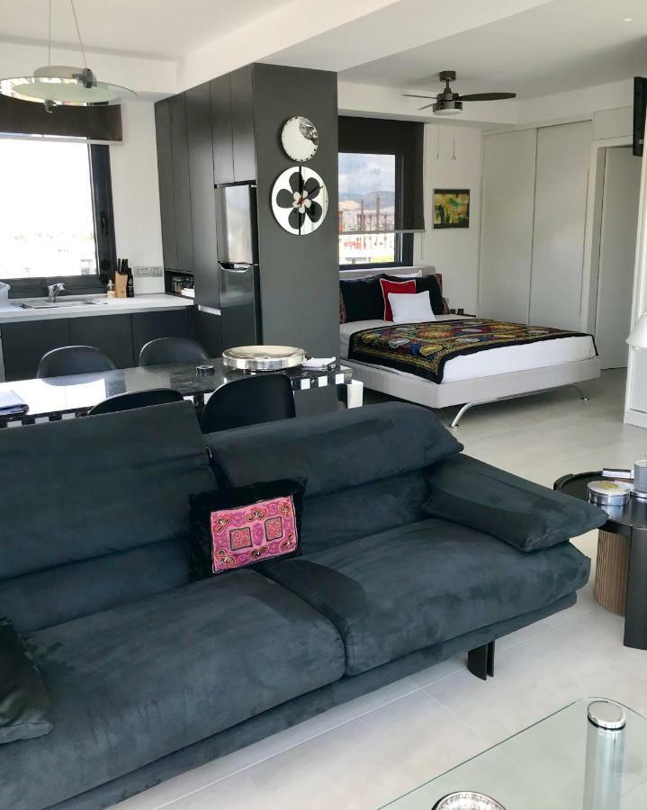 Stylish Penthouse With Acropolis And 360 View Apartment Атина Екстериор снимка